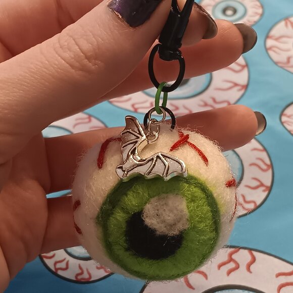 Handmade Eyeball Key Chain - Picture 1 of 1